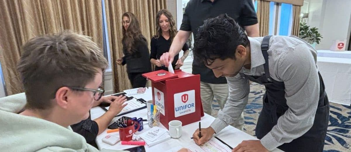 Unifor Members Ratify New Contract at Fairmont Empress