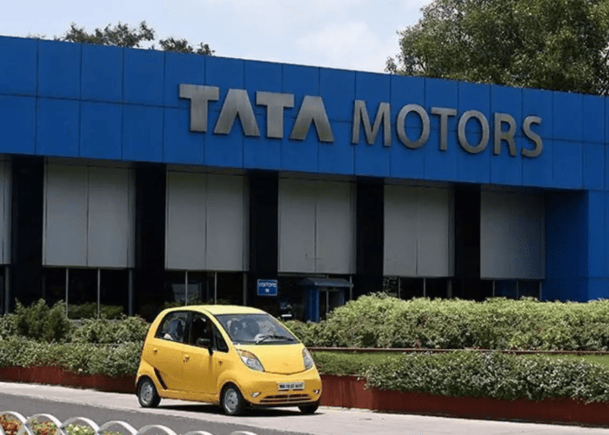 300 Employees at Tata Motors Opt for VRS