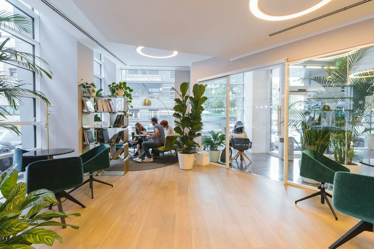 Four-Day Week Gains Ground as Companies Report Lower Burnout and Stable Productivity
