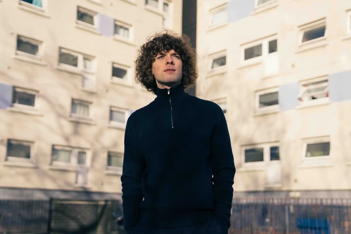 Dylan John Thomas Returns with Sun-Soaked New Anthem “Got You On My Mind”