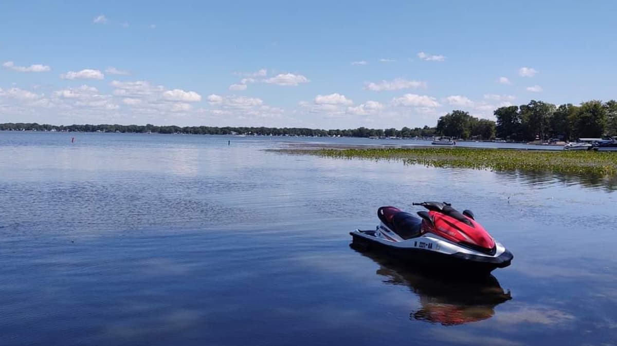 Between Chicago And Fort Wayne Is Indiana's Under-The-Radar Hilltop Lake For Swimming, Fishing, And Camping