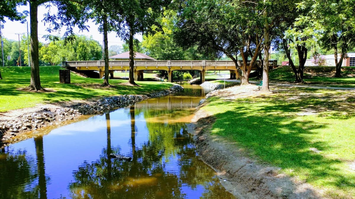 Between Atlanta And Charlotte Is A South Carolina Town With Southern Charm And Friendly Vibes Near The Blue Ridge Foothills