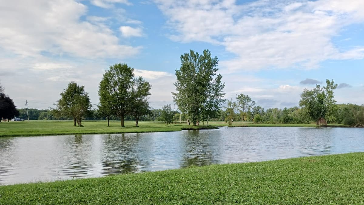 Between Fort Wayne And Ann Arbor Is Ohio's Camping Resort With Fishing And Family-Friendly Fun