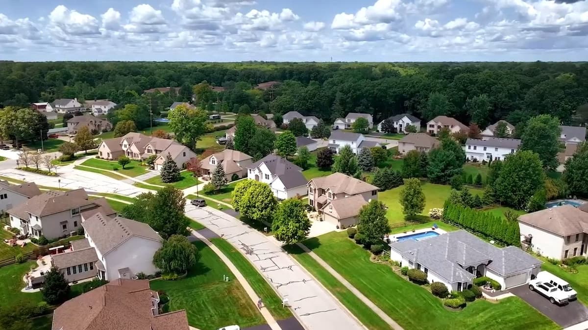 Just North Of Toledo Is A Peaceful Michigan Village With Quirky Shops, Welcoming Streets, And A Zoo