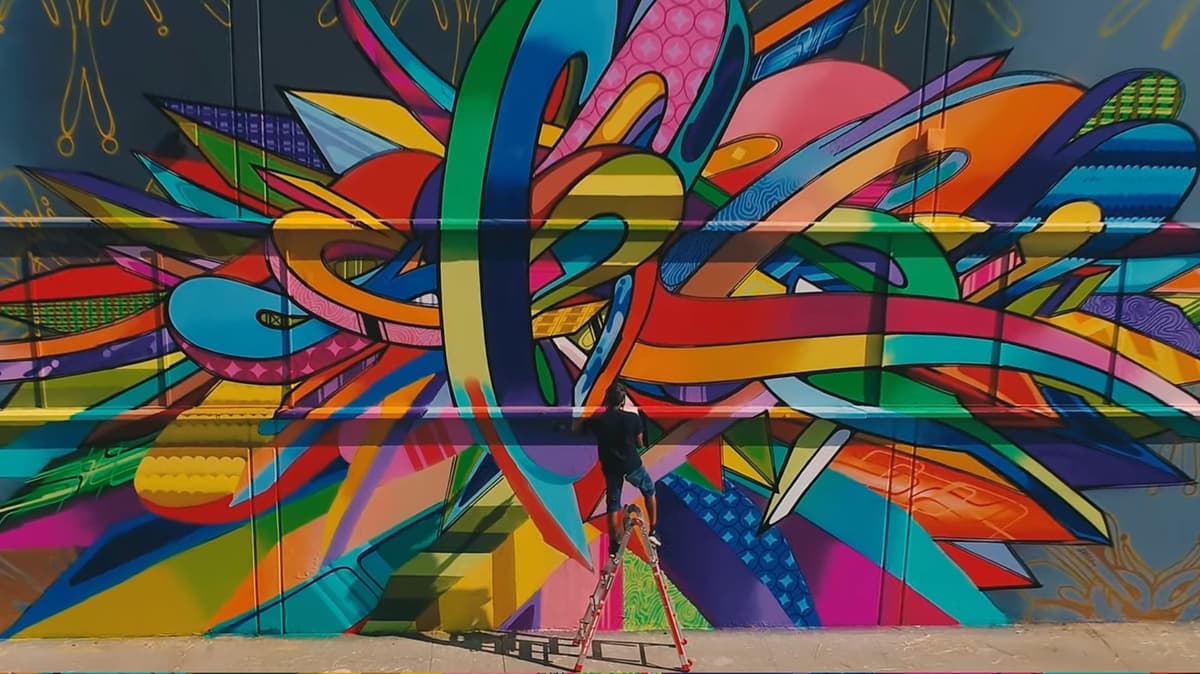 Long Beach's Eclectic Art District Has Walkable California Streets Packed With Quirky Shops