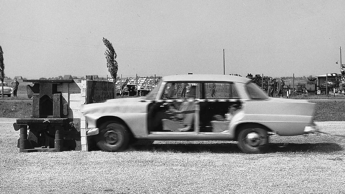Mercedes Set A New Safety Benchmark In 1959, And Now It's Everywhere