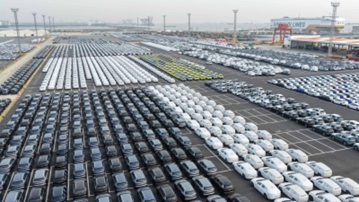 How BYD Gets an Edge From Ships that Brave War, Outrun Storms