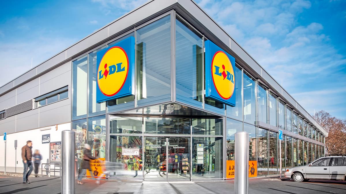 Nach Regierungswechsel: Händler Wollen in Ungarn Investieren