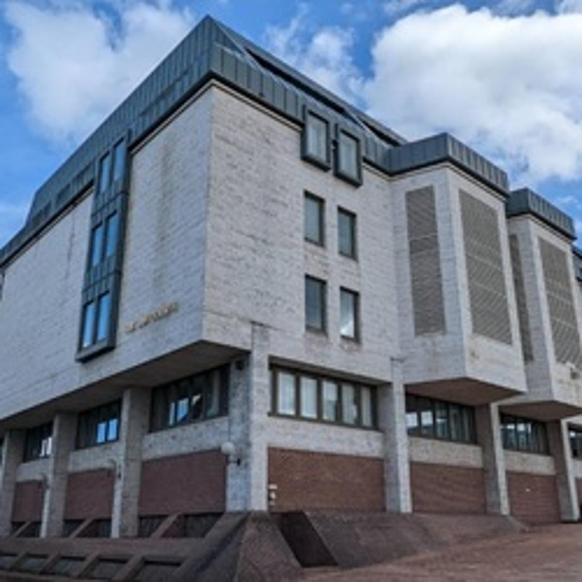 Fine for Drunk Barrister Who Collapsed at Court