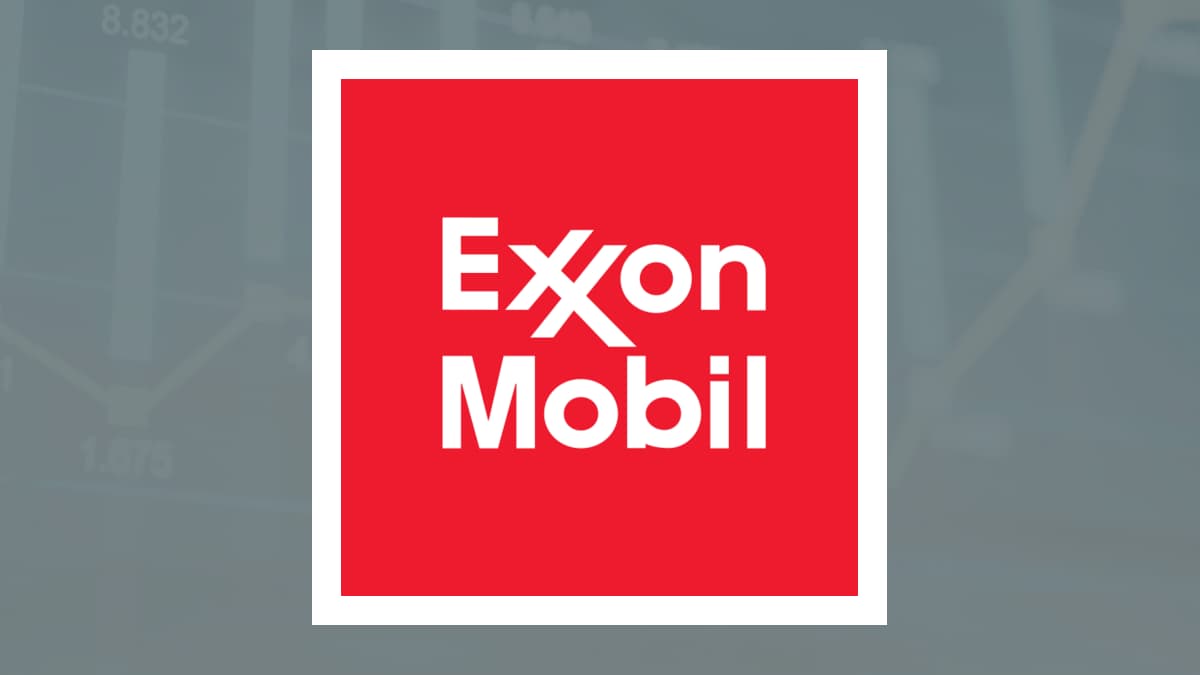 Center For Asset Management LLC Sells 3,758 Shares of Exxon Mobil Corporation $XOM