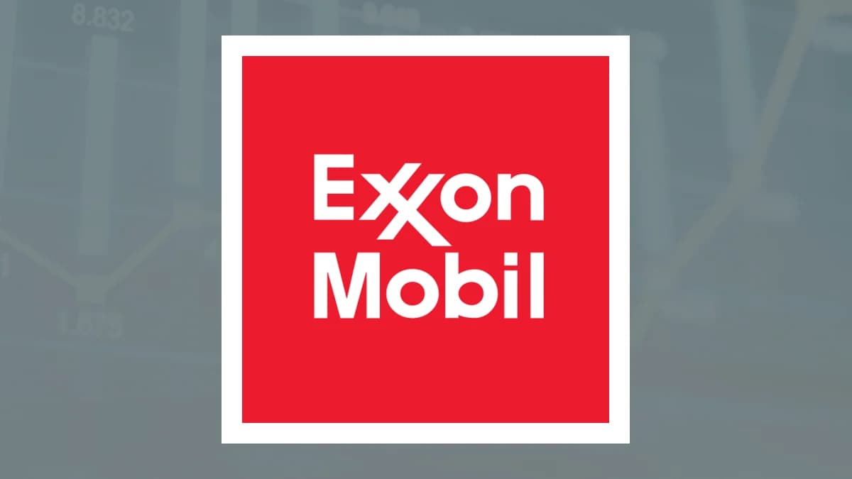 Center For Asset Management LLC Sells 3,758 Shares of Exxon Mobil Corporation $XOM