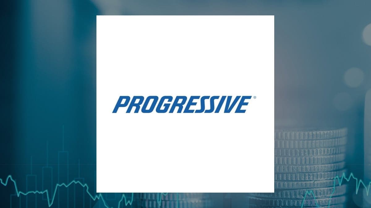 Contrasting First American Financial (NYSE:FAF) and Progressive (NYSE:PGR)