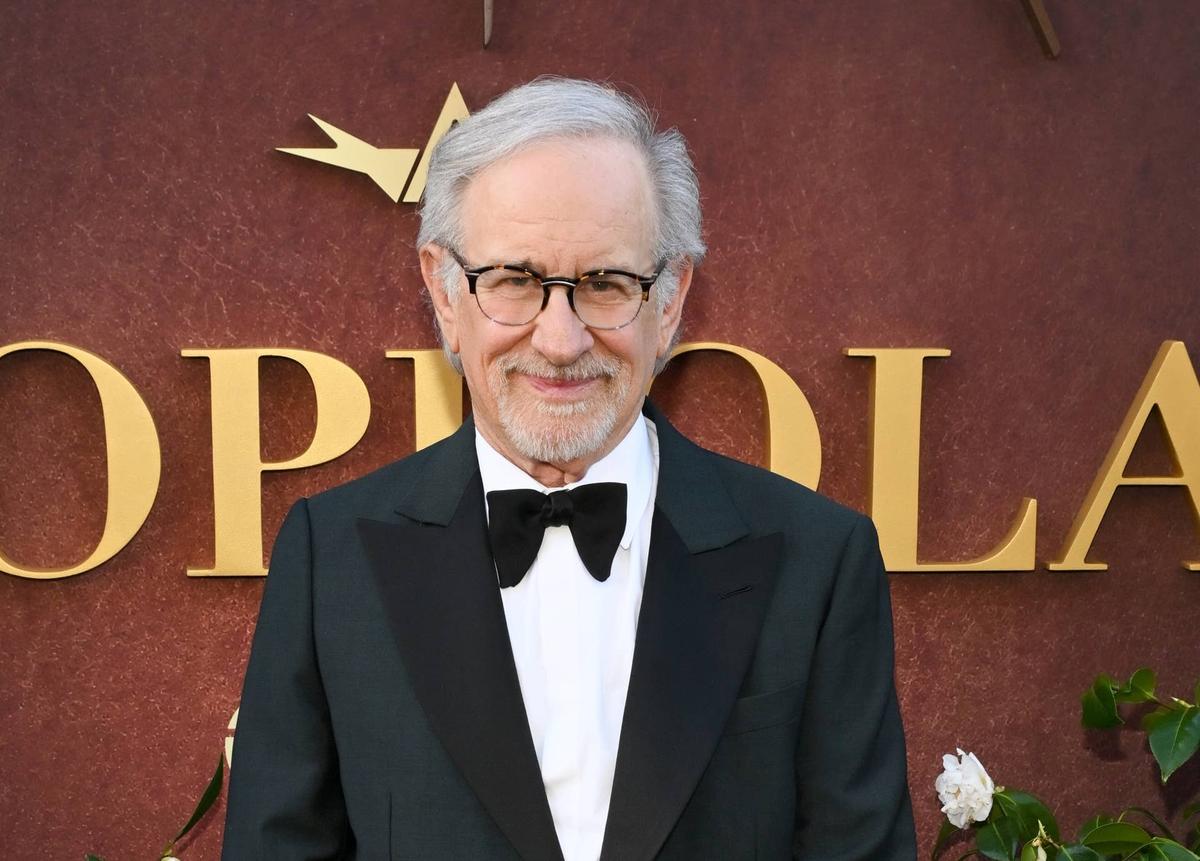 Spielberg Tells Michelle Obama, “Do Not Use AI as the Final Word on Anything Creative”