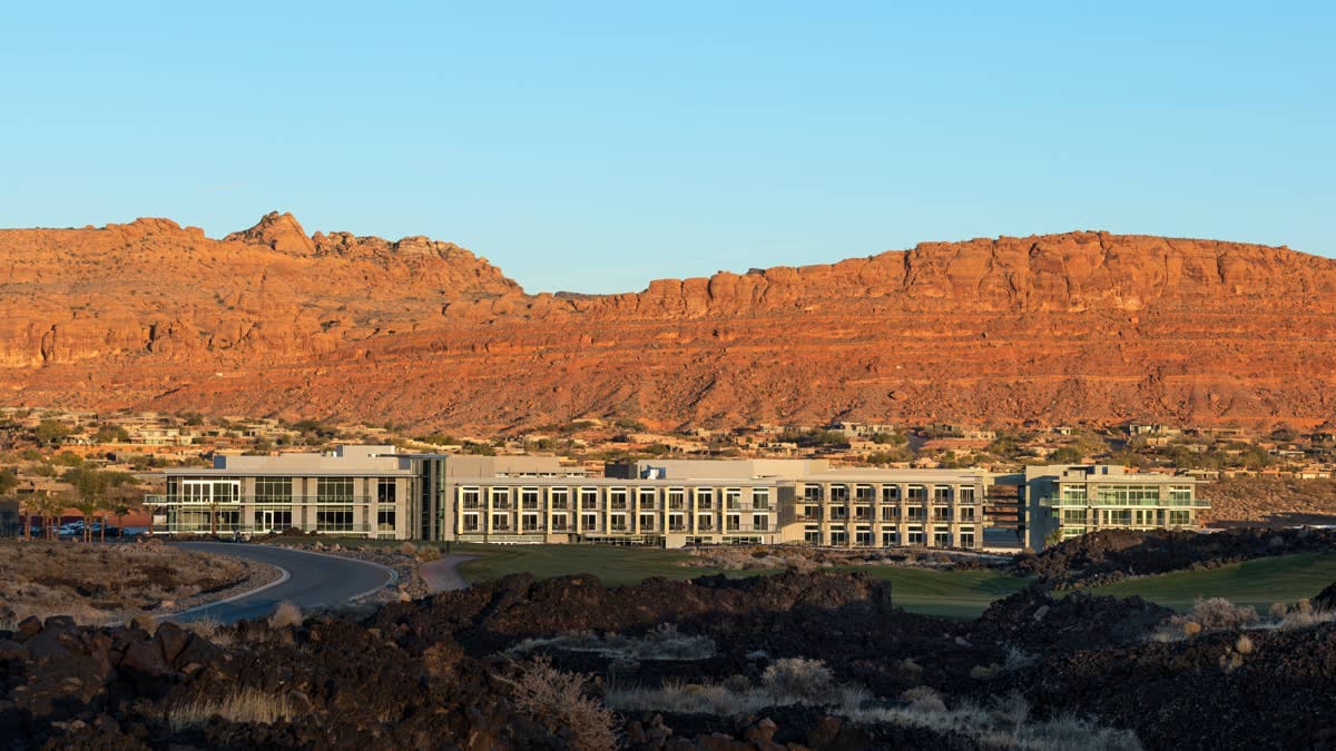 I Stayed at Southern Utah’s Most Anticipated New Volcanic Resort. It’s the Ultimate Secret Backdoor to Zion