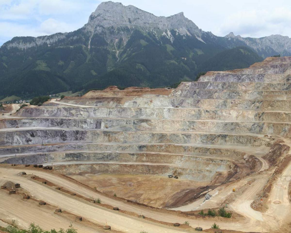 CATL Commits US$4.4 Billion to Expand Mining Business