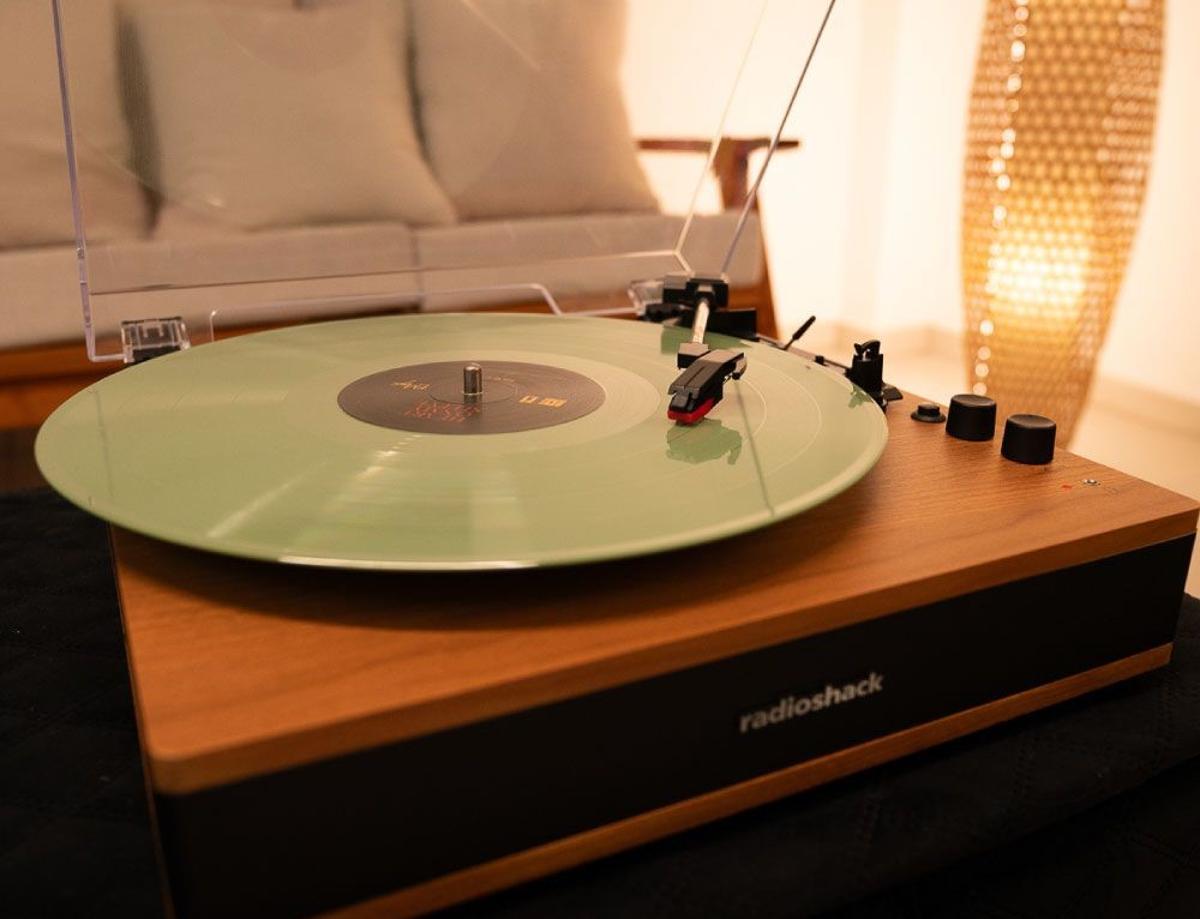 Inside RadioShack’s Audio-Fueled B-to-B Revival