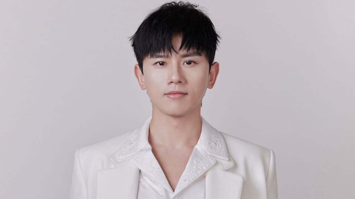 Universal Music Signs Mandopop Star Jason Zhang to Develop His International Career