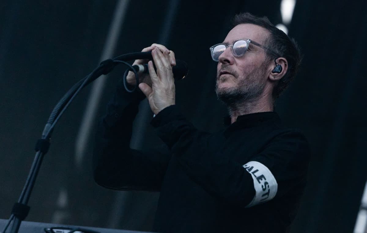 Watch Massive Attack Cover ‘Regret of the Times’ by Seo Taiji and Boys: “We See This Cover as an Act...