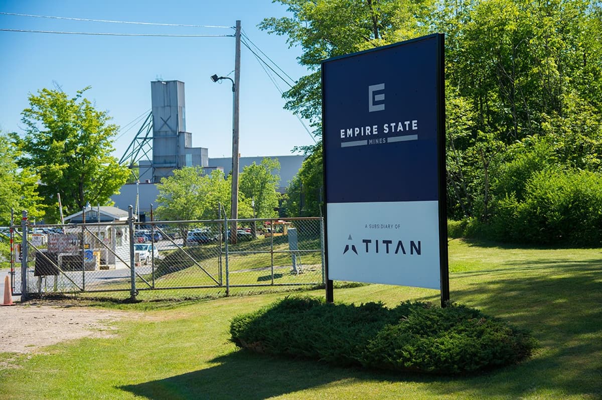 Titan Mining Starts Graphite Shipments, Feasibility Study