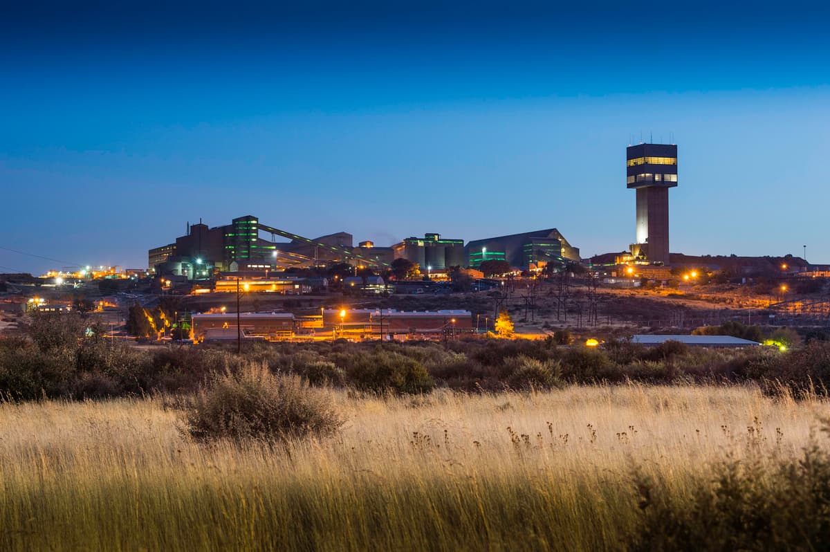 Petra Diamonds Sidelines Finsch Mine, Cuts Jobs