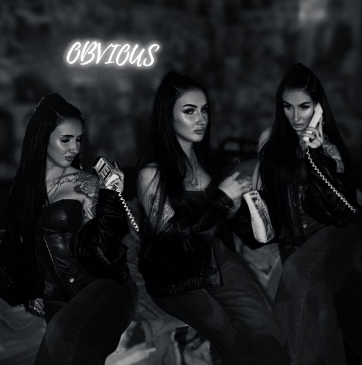HollyBear – “OBVIOUS”