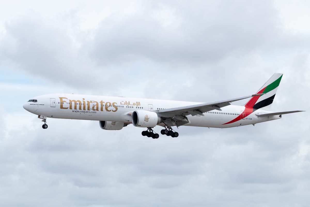 Emirates Boeing 777-300 Declares ‘Mayday’ For Low-Fuel in Miami After the Pilots Had to Abandon Two Landing Attempts