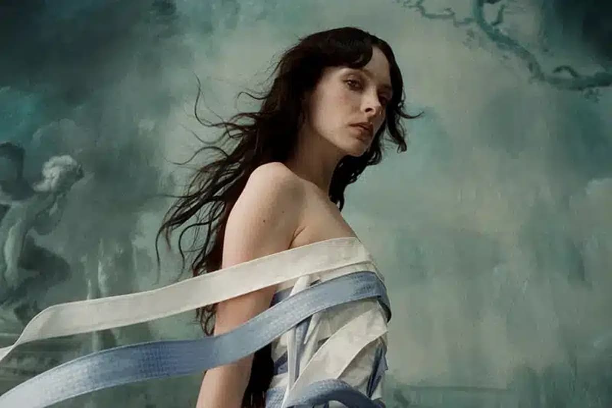 Holly Humberstone Is Raw and Mature on ‘Cruel World’