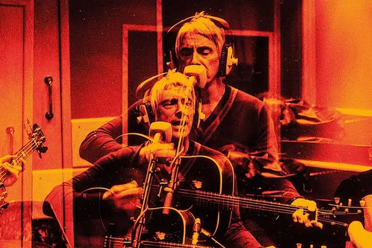 Paul Weller’s New Live Compilation Is Dazzling
