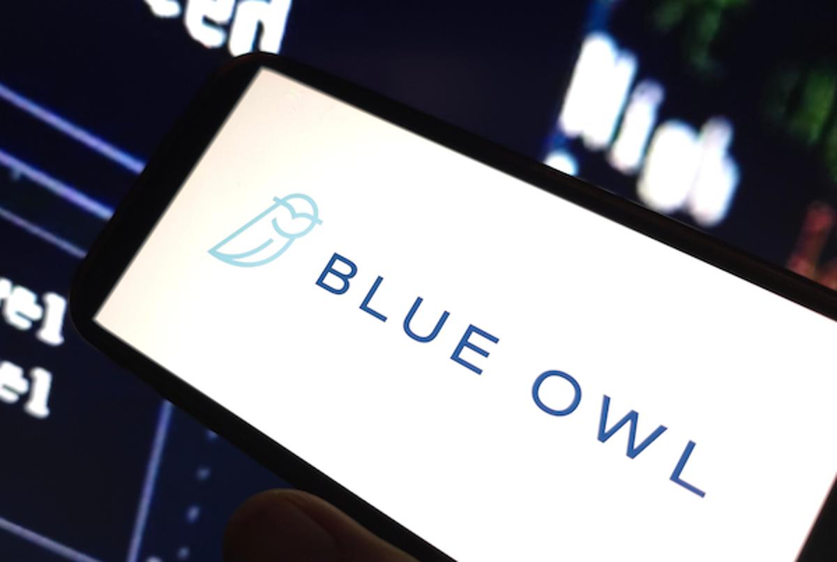 Blue Owl Weighs $30bn Asia Data Centre Exit