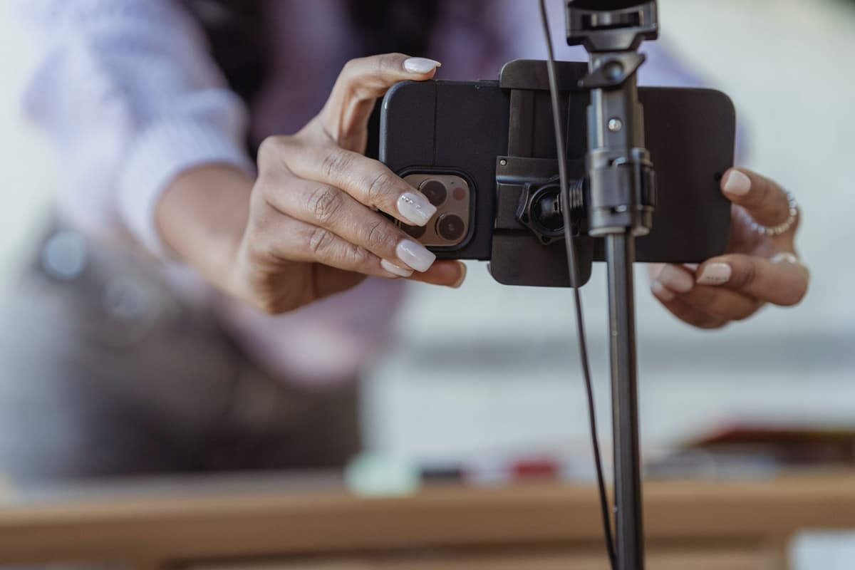 HMRC Signs £650k Deal to Support Pre-Recorded Job Interviews