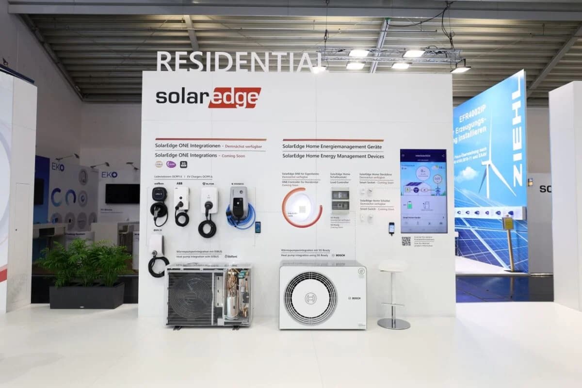 SolarEdge Reduces Net Loss, Maintains 22% Margin in Q1 2026