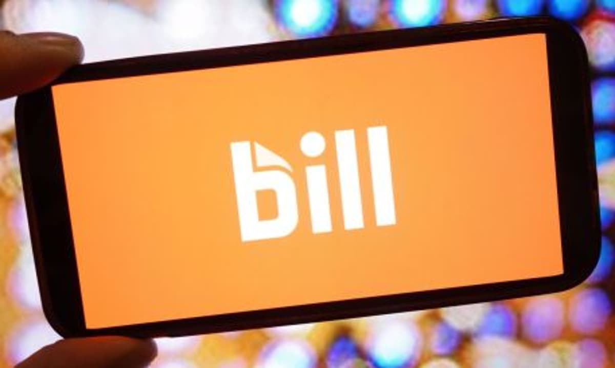 BILL Plans 30% Workforce Cut as AI Becomes Top Priority