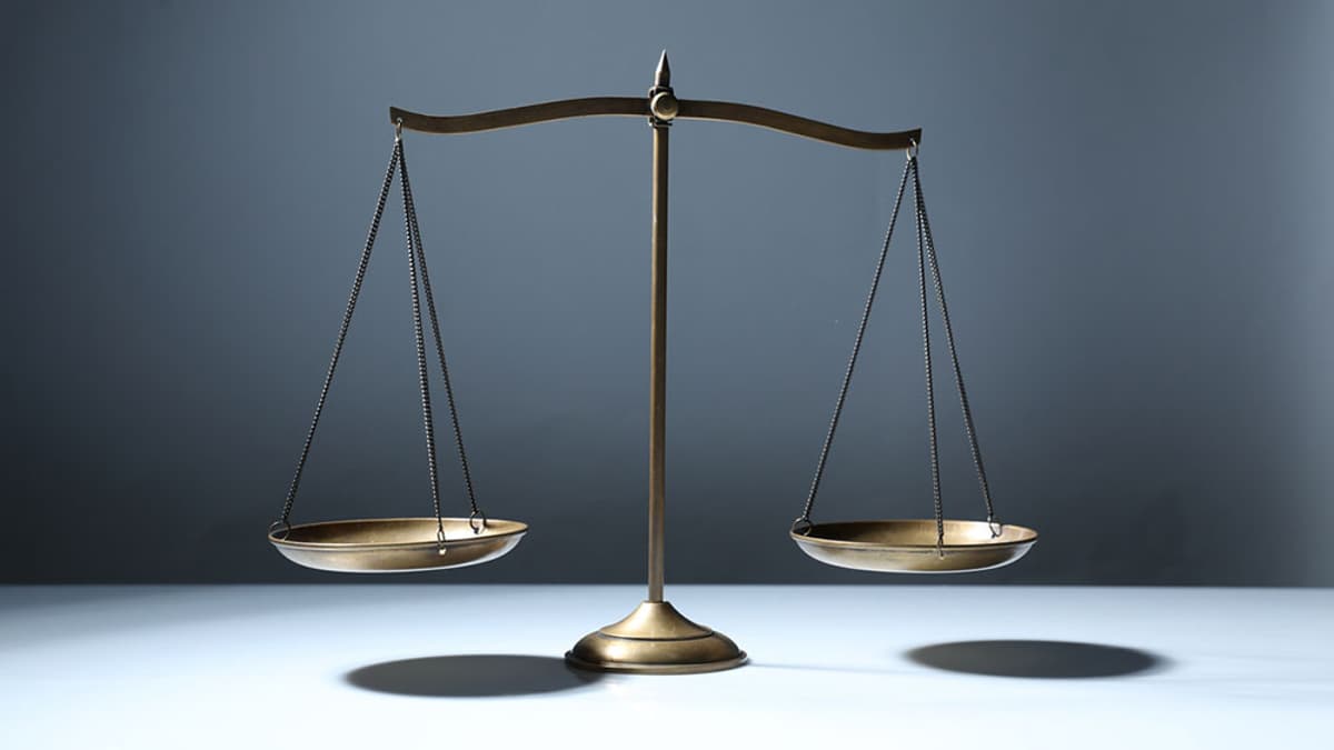 Leading Your Team Through the Balance of Success and Failure