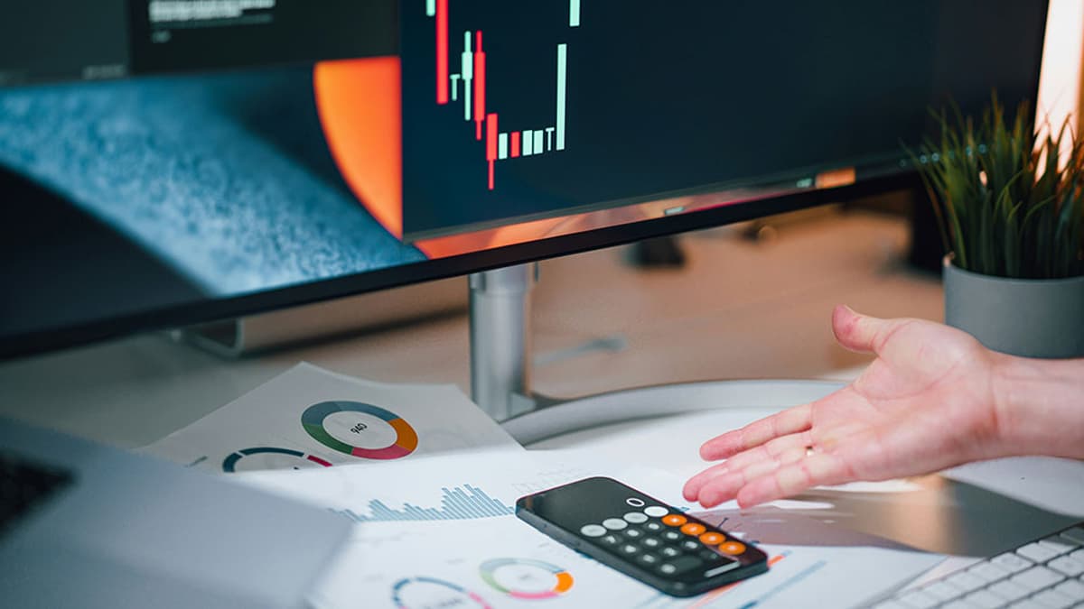 CMMS Success Metrics: How to Build KPIs That Validate Results