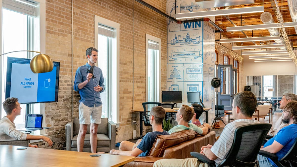 Leading Organizational Change Without a Road Map