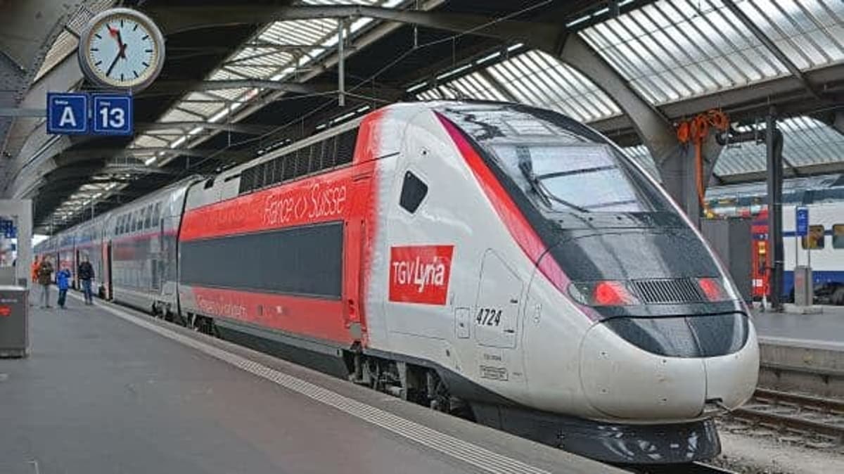 Switzerland - London Service Takes Key Step Forward