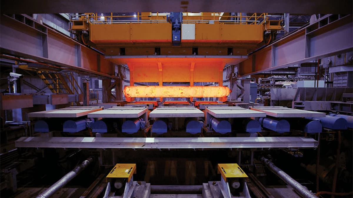April Shows Global Steel Output Retreat