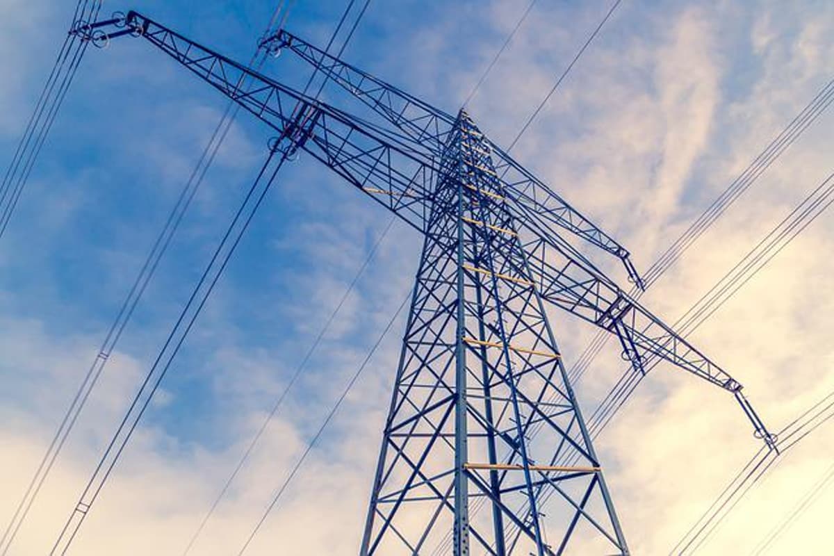 Portland General Electric Acquires $1.9B Worth of Utility Operations and Assets From PacifiCorp