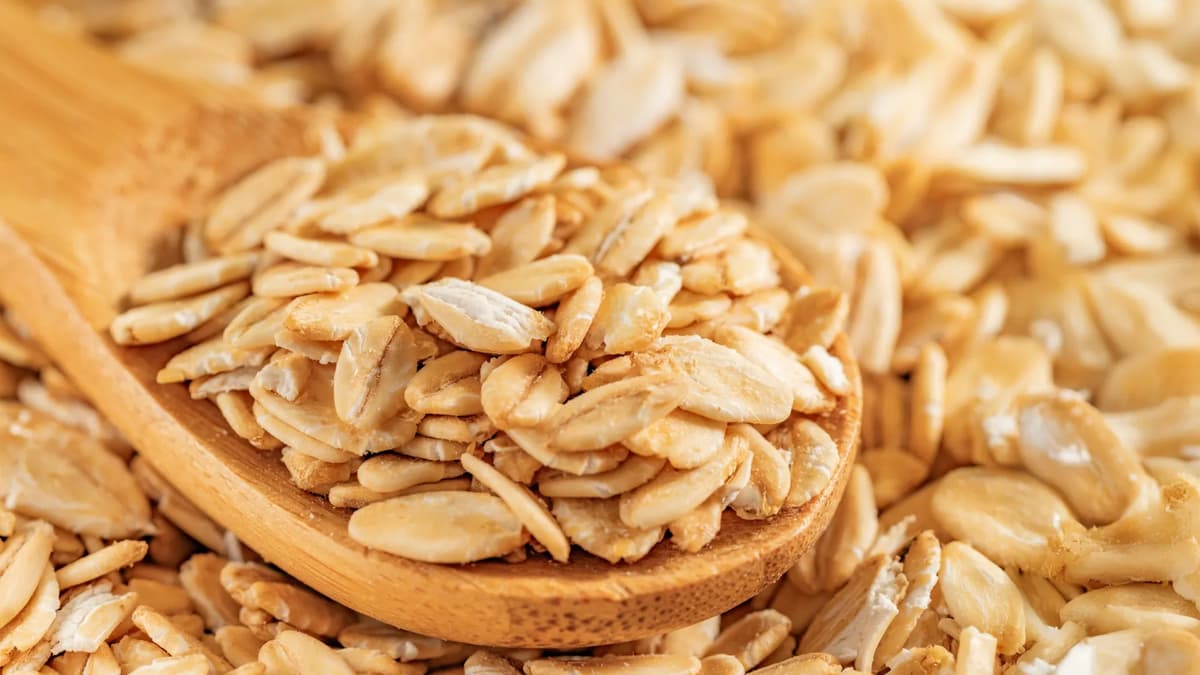 Just Two Days of Oatmeal Cut Bad Cholesterol by 10%