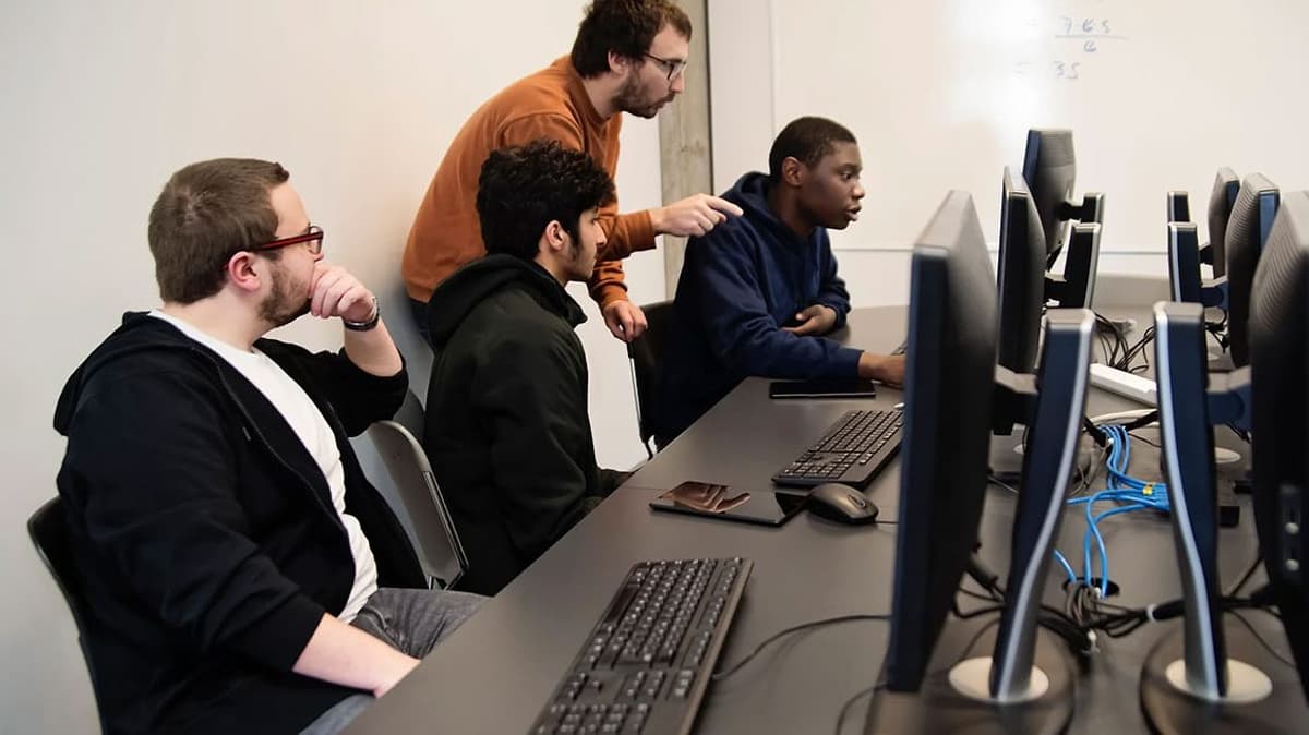 Less Than 10% of Higher Education Has No Intention of Adopting AI