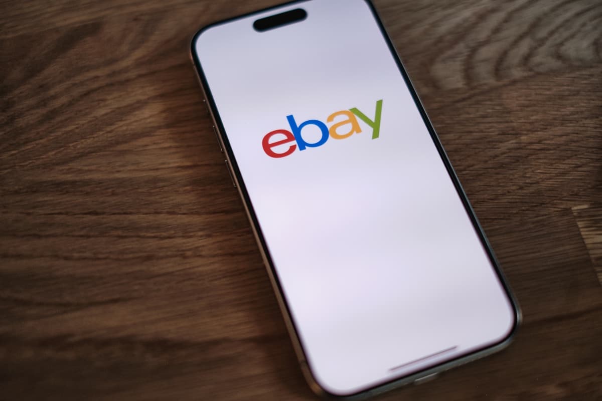 EBay Waives Final Value Fees on 25 Fashion and Home Items for U.S. Sellers Amid Vinted Competition