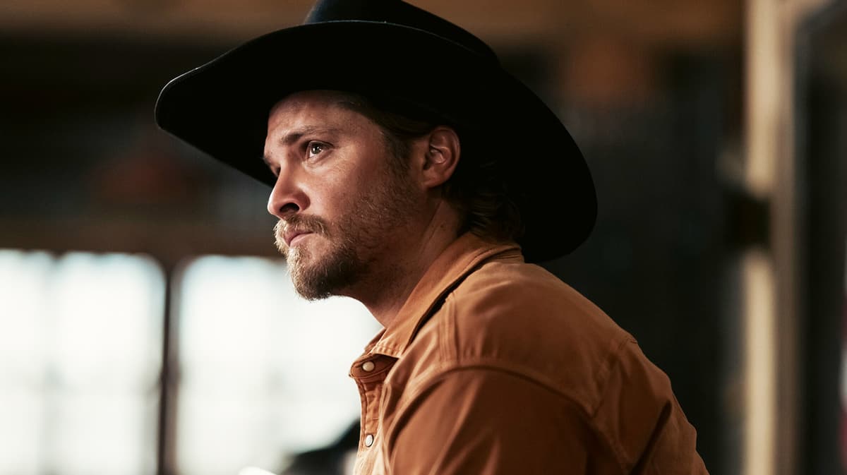 Marshals Creator Clarifies Taylor Sheridan's Actual Involvement In Yellowstone Spin-Off Series