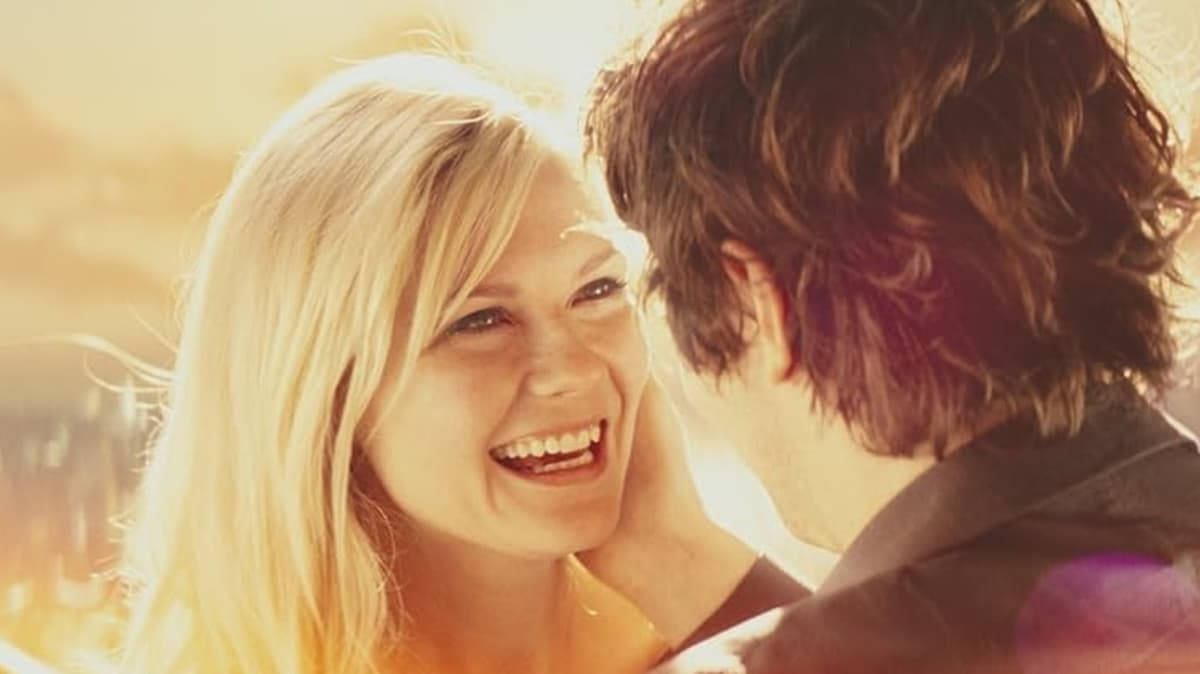 This Sci-Fi Romeo & Juliet Adaptation With A Spider-Man Star Was An Ambitious Failure