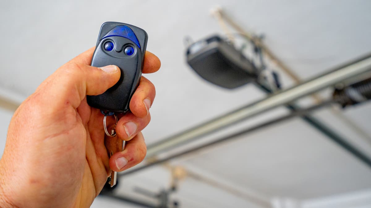 4 Handy Uses For A 3-Button Garage Door Opener