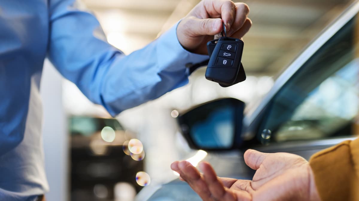 Here's When It Makes Sense To Rent A Car (Even If You Already Own One)