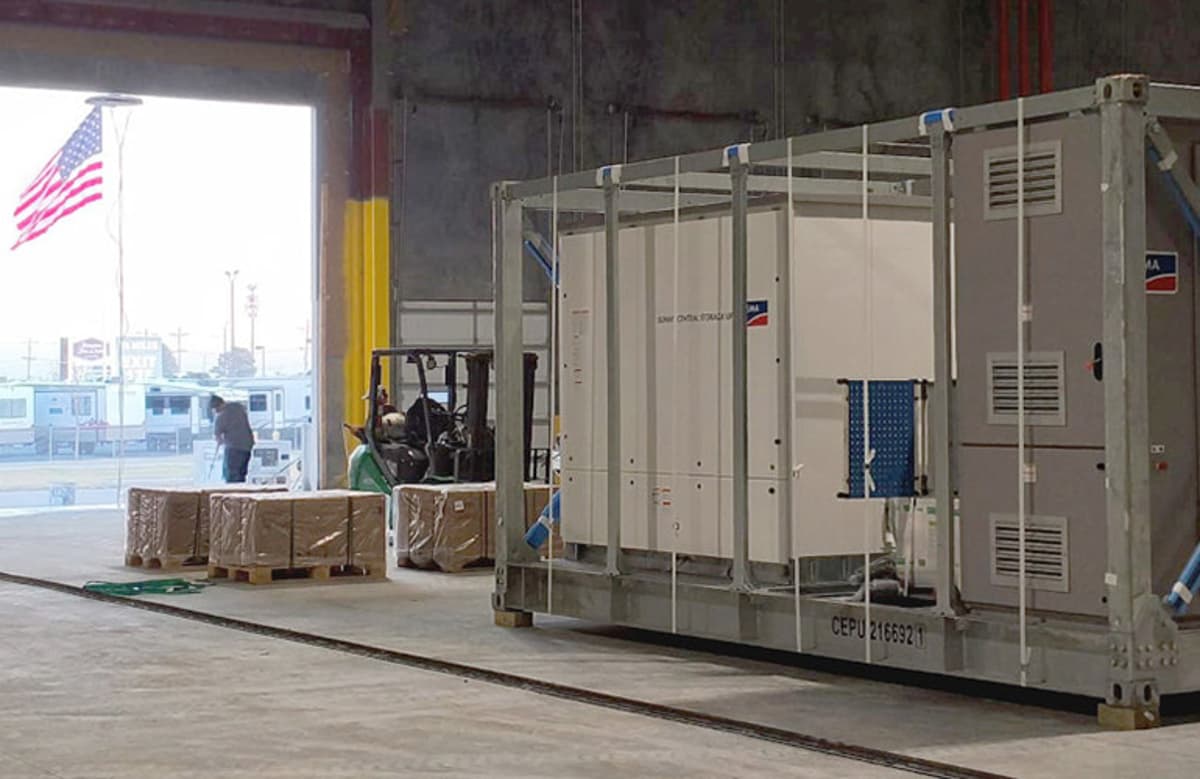 SMA Now Assembling Medium-Voltage Power Stations in Arkansas