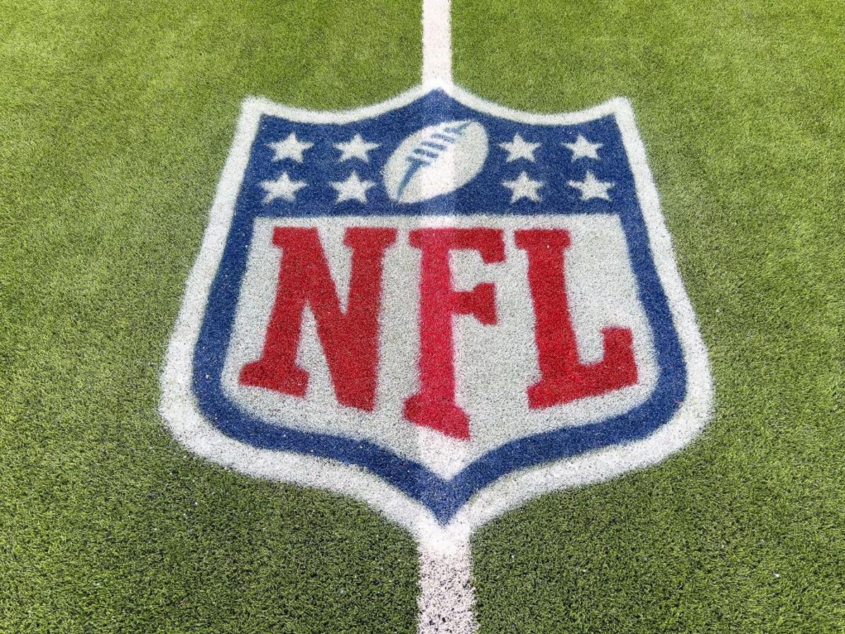 FOX, NBC, Get Two of Ex-ESPN Games at Center of NFL Media Rights Talks
