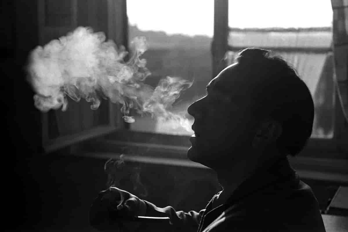 The Best Way To Quit Smoking Is Clear — It Beats Patches & Gum