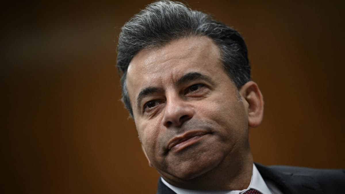 Trump Reportedly Plans to Fire FDA Commissioner Makary