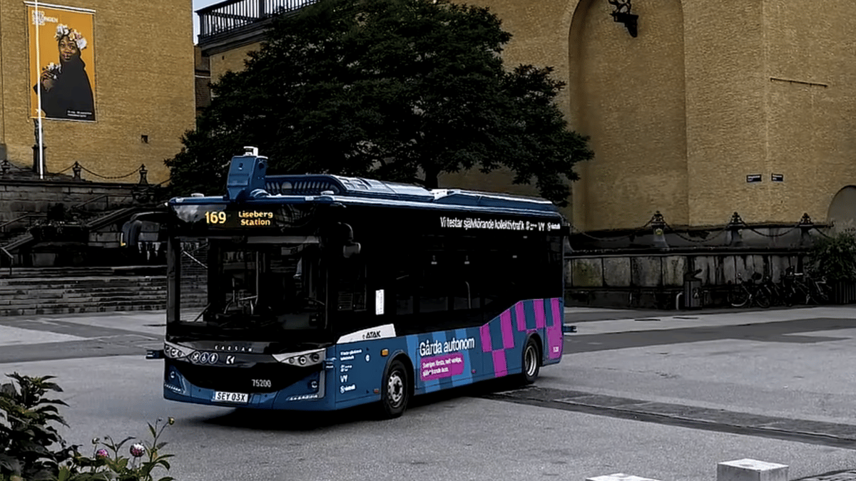Karsan Autonomous Bus Involved in Gothenburg Tram Collision. “Incident Appears Not Related to the Autonomous Driving System,” Says Karsan